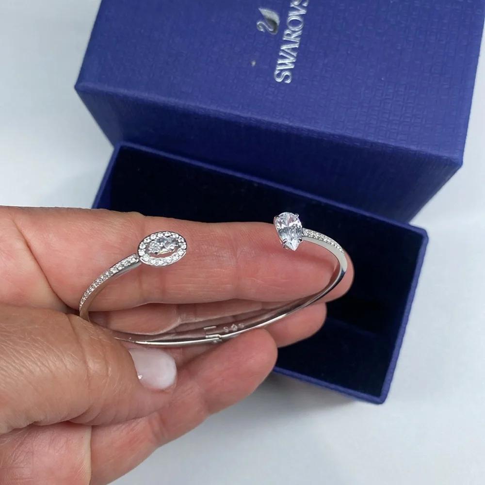 Swarovski Attract Bangle, White, Rhodium plating - Picture 9 of 16